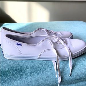 Women’s leather Keds SZ 9 1/2
